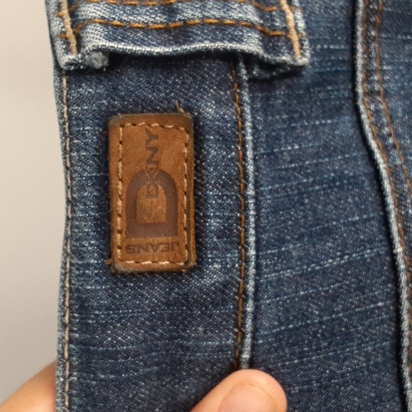 DKNY Cropped Cuffed Low Rise Jeans - Picture 10 of 12